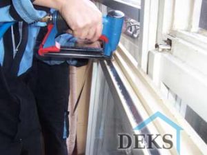 Montaža aluminiumske lajsne